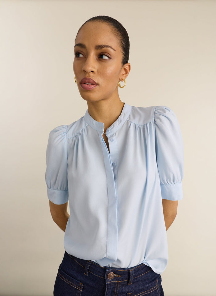 Ann Short Sleeve Blouse - Ice Blue Baukjen