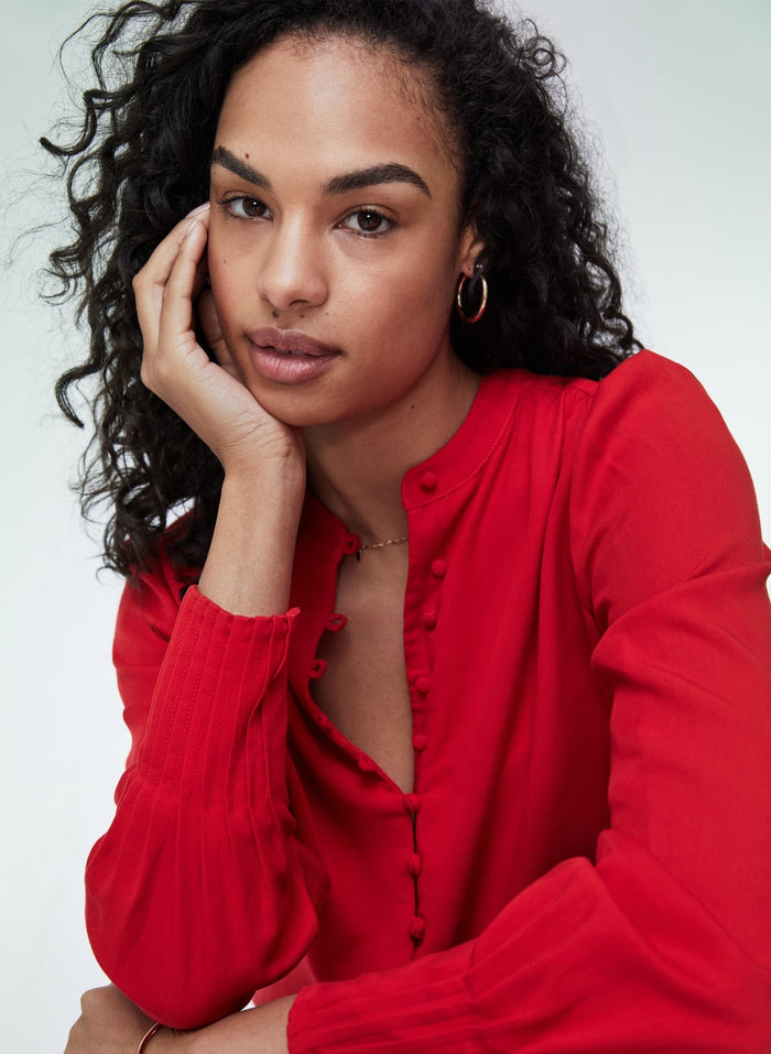 Annika Button Through Blouse - Crimson Red Baukjen