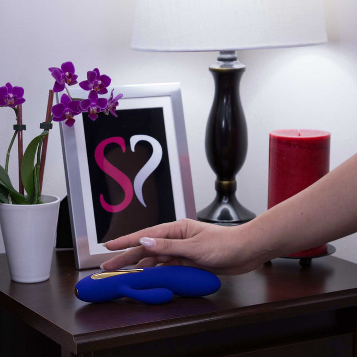 Aurora 7 Function Waterproof USB Rechargeable G-Spot Rabbit Vibrator