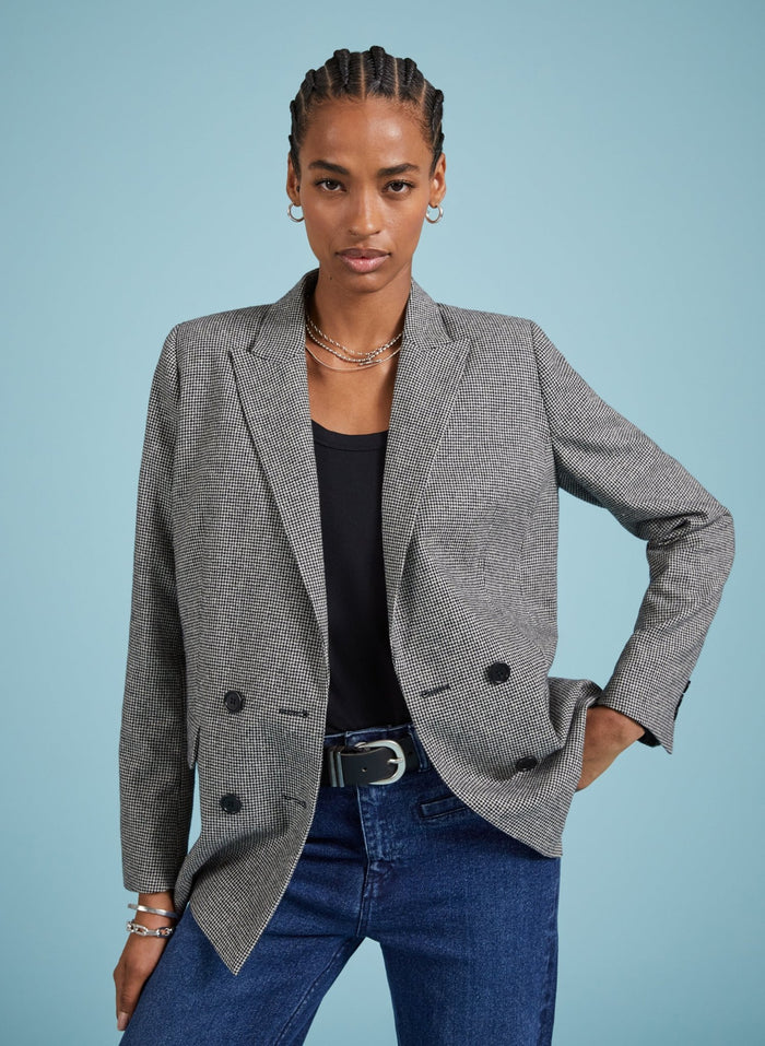 Beatrix Recycled Wool Blend Blazer - Black & White Houndstooth Baukjen