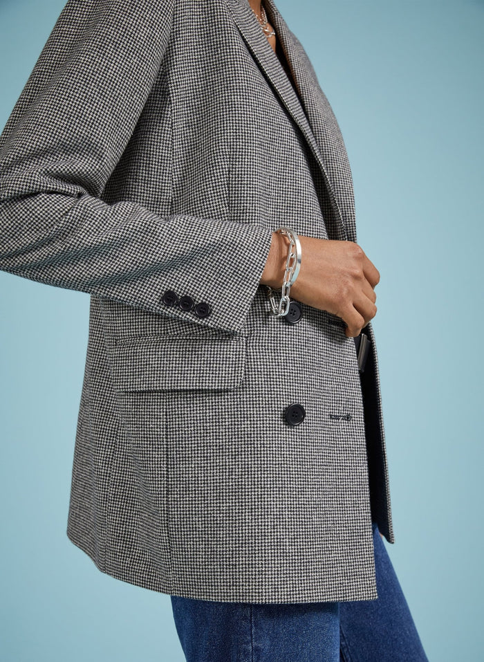 Beatrix Recycled Wool Blend Blazer - Black & White Houndstooth Baukjen