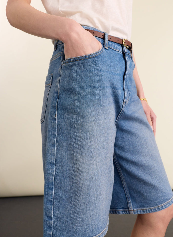 Britney Organic Cotton Stretch Denim Shorts - Light Indigo Baukjen