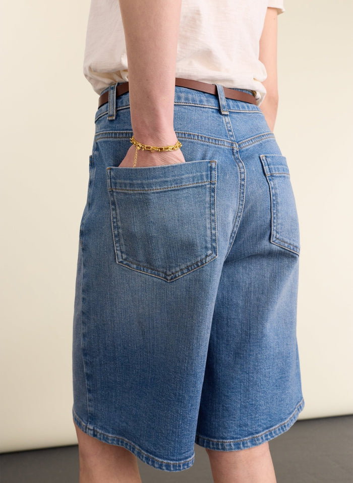 Britney Organic Cotton Stretch Denim Shorts - Light Indigo Baukjen