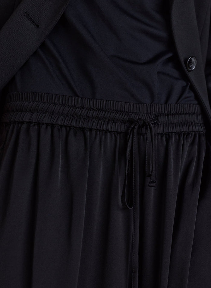 Brook Satin Balloon Trousers - Caviar Black Baukjen