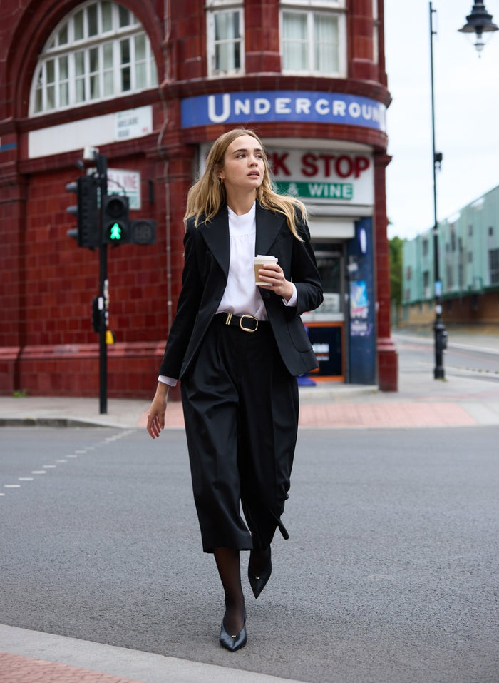 Carole Tailored Culottes - Black Baukjen