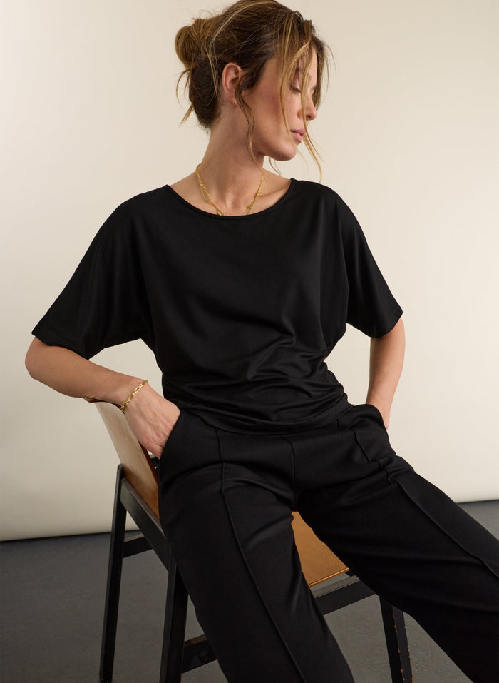 Carrie Boat Neck Top - Black Baukjen