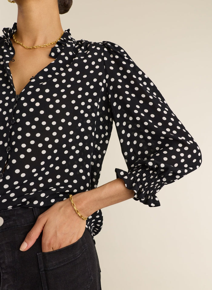 Cela Puff Sleeve Blouse - Black Polka Baukjen