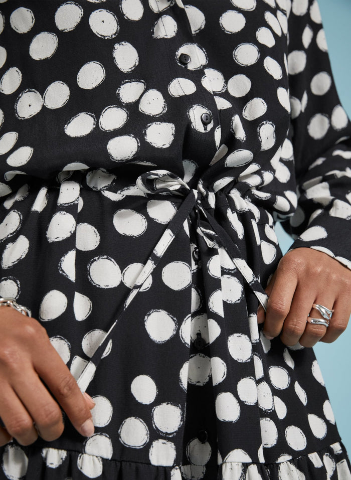 Cornelia Maxi Shirt Dress - Black Painted Polka Baukjen