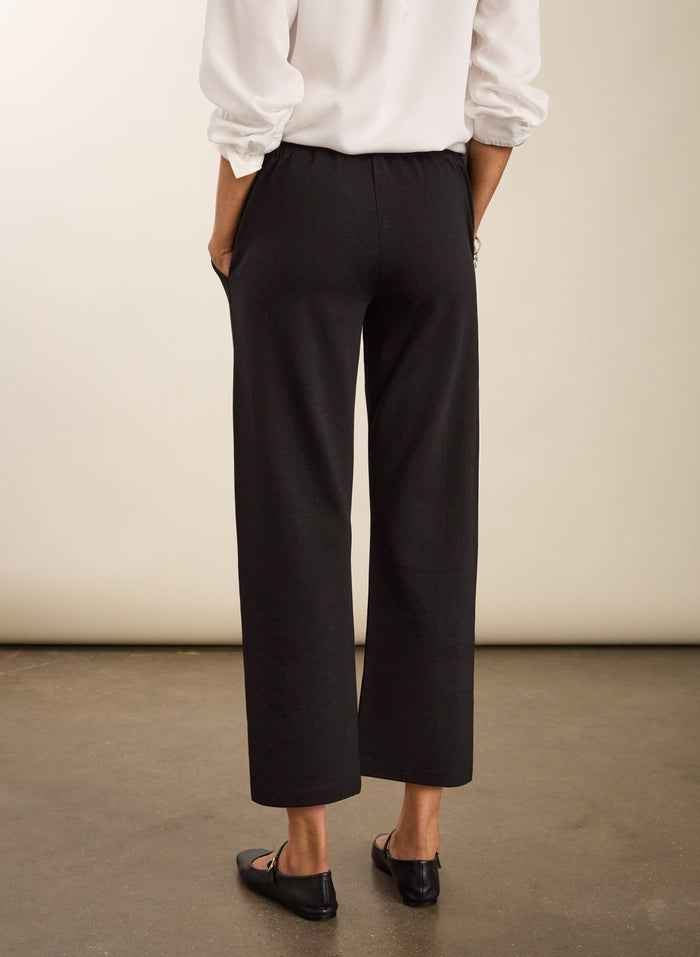 Ebru Ponte Straight Leg Crop Trousers - Caviar Black Baukjen