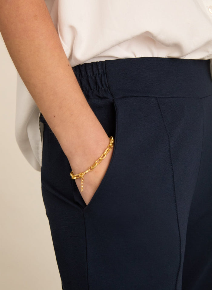 Ebru Ponte Straight Leg Crop Trousers - Classic Navy Baukjen