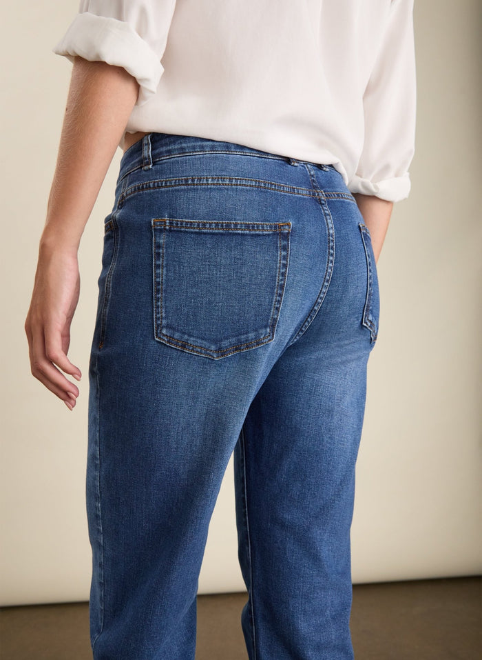 Eda Organic Cotton Stretch Boyfriend Jeans - Washed Indigo Baukjen