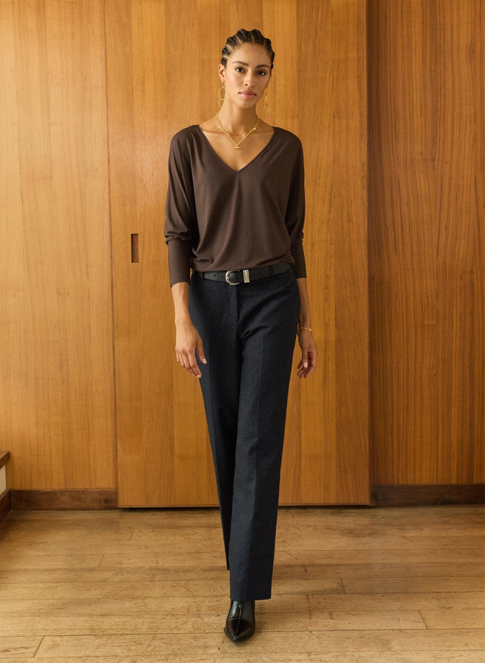 Ella Relaxed V - Neck Top - Dark Chocolate Baukjen