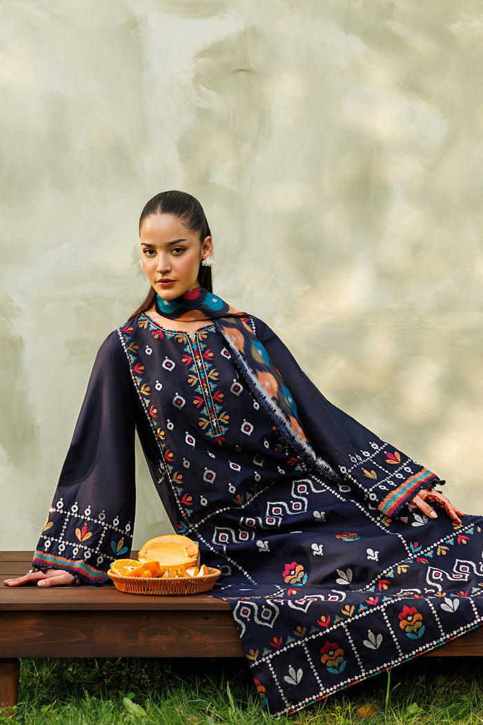 EMBROIDERED LAWN USE-9331