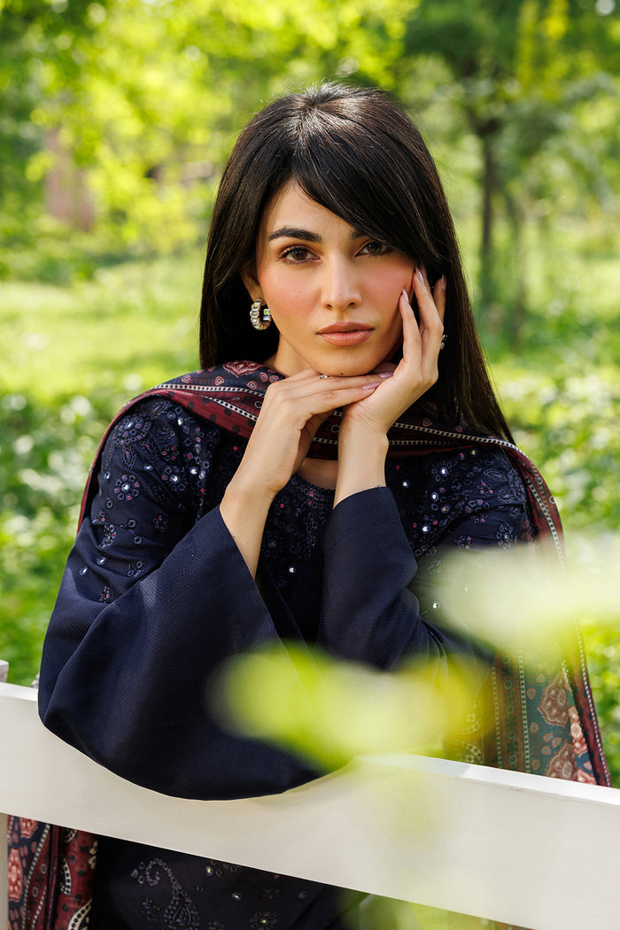 EMBROIDERED LAWN USE-9337