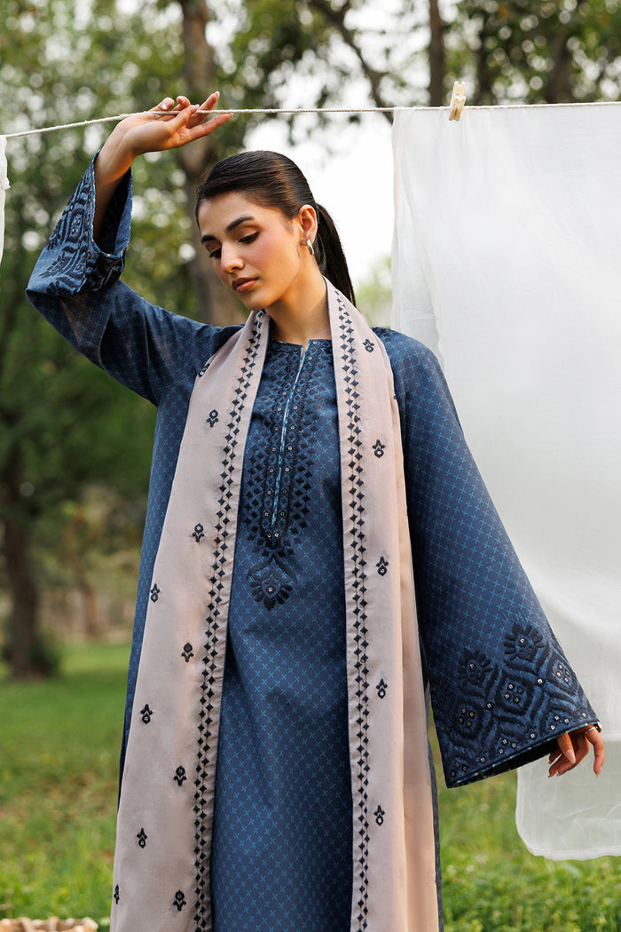 EMBROIDERED LAWN USE-9346