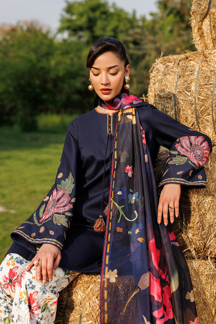 EMBROIDERED LAWN USE-9352