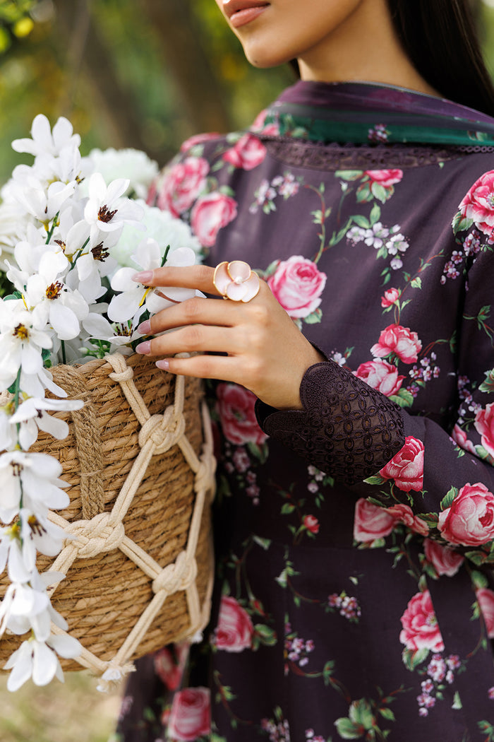 EMBROIDERED LAWN USE-9353