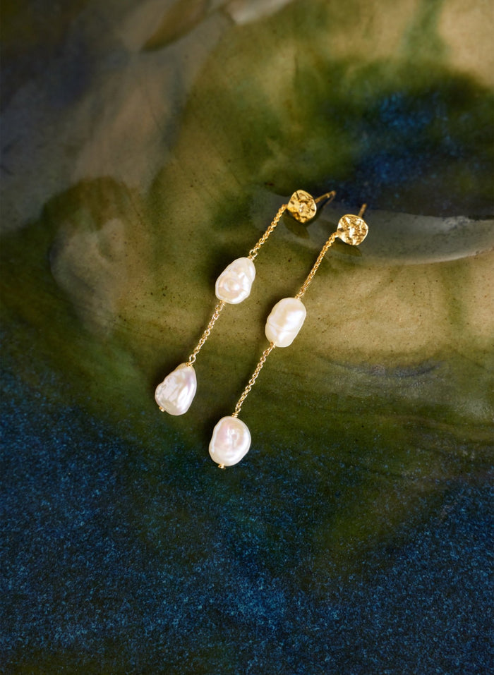 Emma Keshi Pearl Chain Drop Earrings - One Size Baukjen