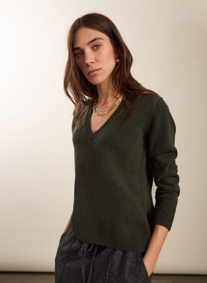 Emmeline Wool Blend V - Neck Jumper - Deep Khaki Baukjen