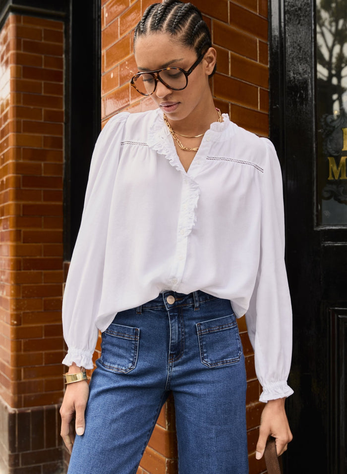 Estela Broderie Detail Blouse - Pure White Baukjen
