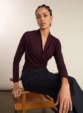 Gylda Wrap Top - Plum Baukjen