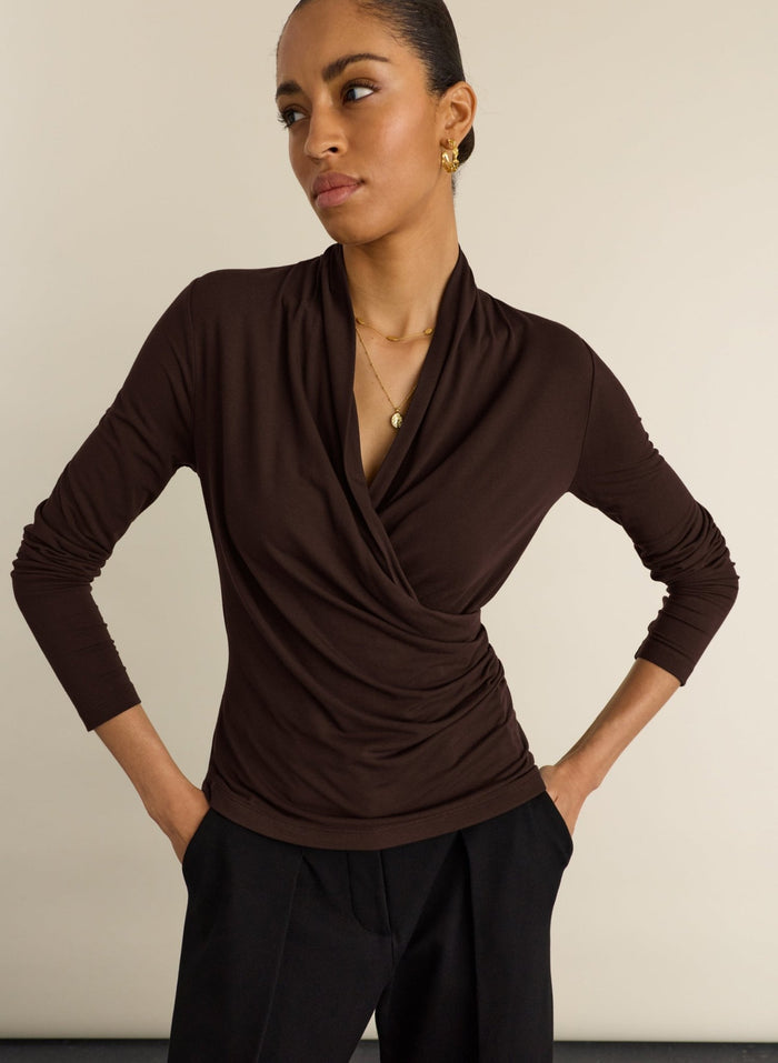 Gylda Fixed Wrap Top - Dark Chocolate Baukjen
