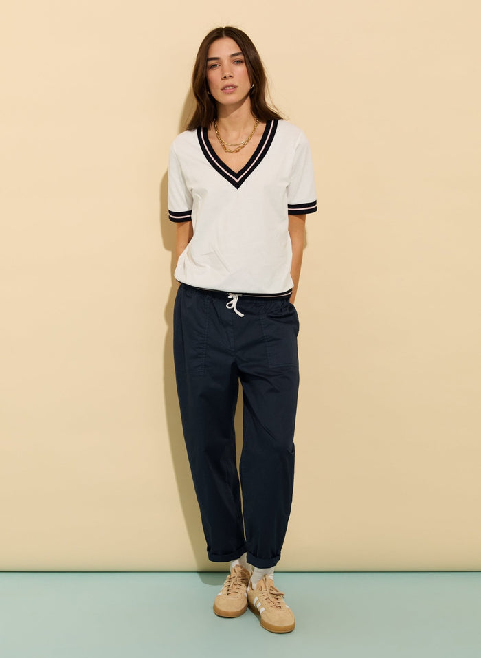 Hal Organic V - Neck Tee - Pure White, Navy & Powder Pink Baukjen