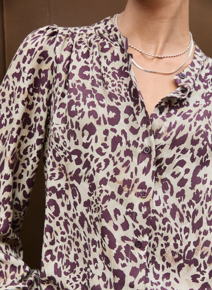 Ischia Printed Bow Neck Blouse - Plum Leopard Baukjen