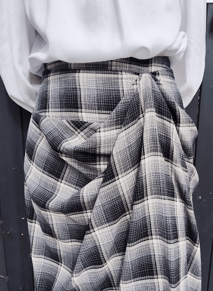 Kaia Check Midi Skirt - Grey Check Baukjen