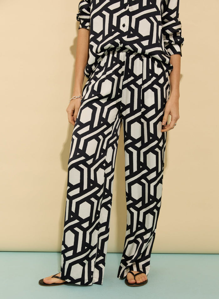 Kay Printed Satin Wide Leg Trousers - Black Geo Baukjen