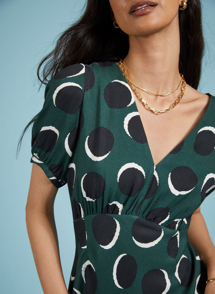 Kaydence Printed Midi Tea Dress with Livaeco - Green Shadow Spot Baukjen