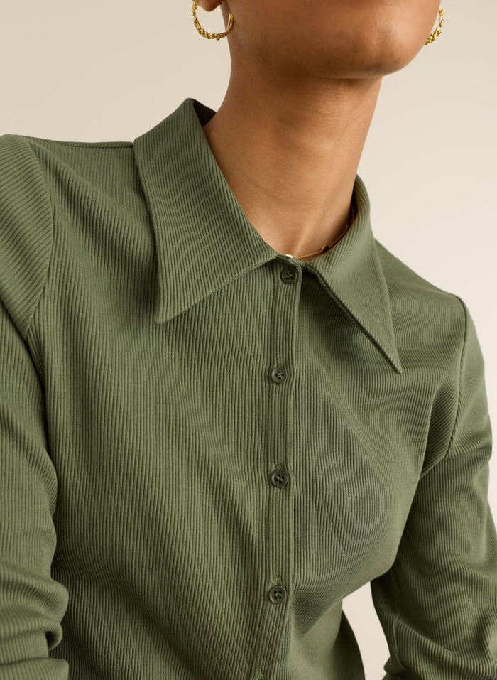 Kelly Ribbed Button-Down Top - Light Khaki Baukjen