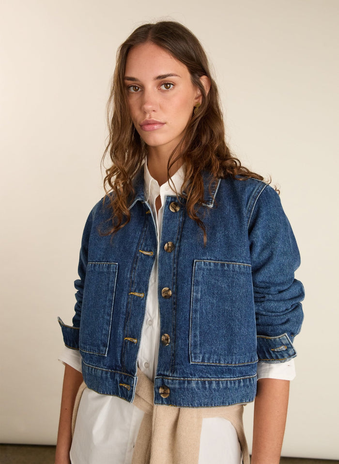 Kristi Organic Cotton Cropped Denim Jacket - Mid Wash Indigo Baukjen