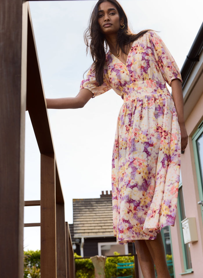 Lina Printed Midi Dress - Violet Watercolour Floral Baukjen