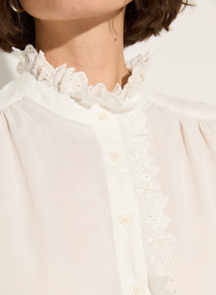 Milla Organic Cotton Broderie Detail Blouse - Soft White Baukjen