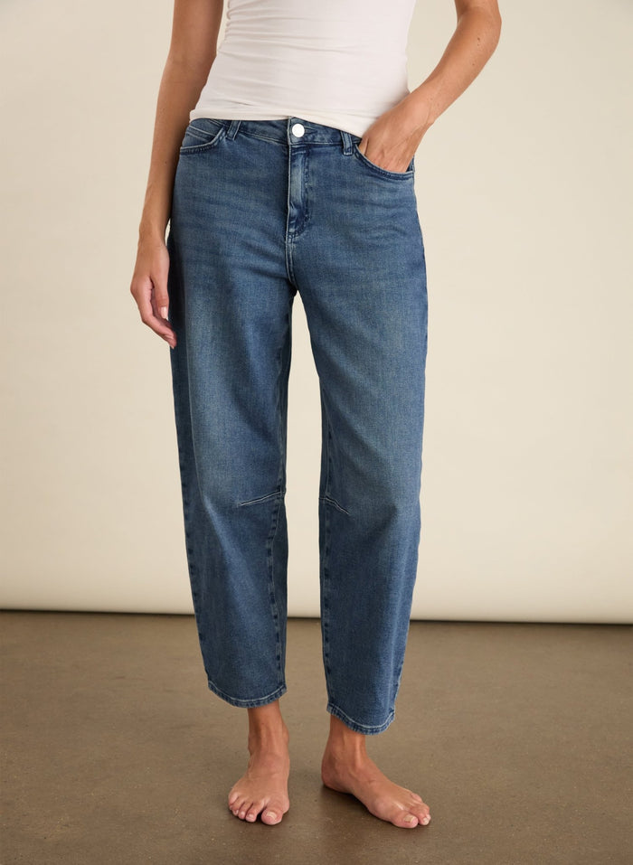 Nixi Organic Cotton Stretch Denim Barrel Jeans - Vintage Wash Baukjen