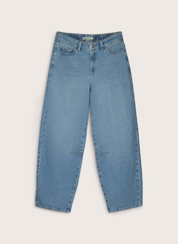 Nixi Organic Cotton Stretch Denim Barrel Jeans - Pale Indigo Wash Baukjen