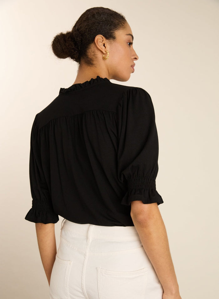 Noa Short Sleeve Blouse - Caviar Black Baukjen