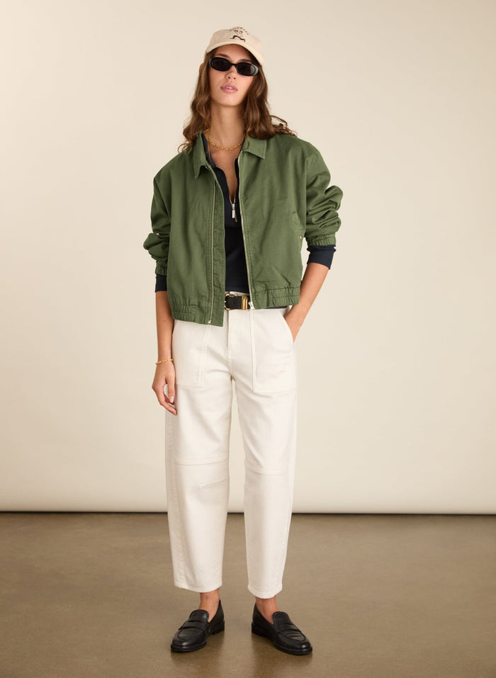 Reece Organic Cotton Stretch Barrel Leg Cargo Jeans - Soft White Baukjen