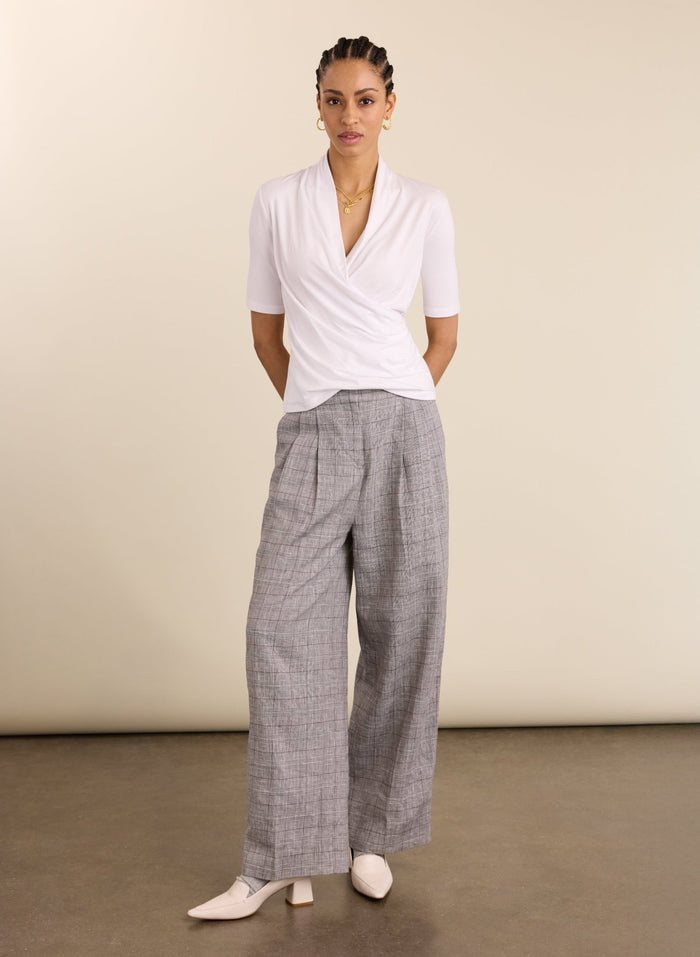 Rosamund Wrap Top - Pure White Baukjen