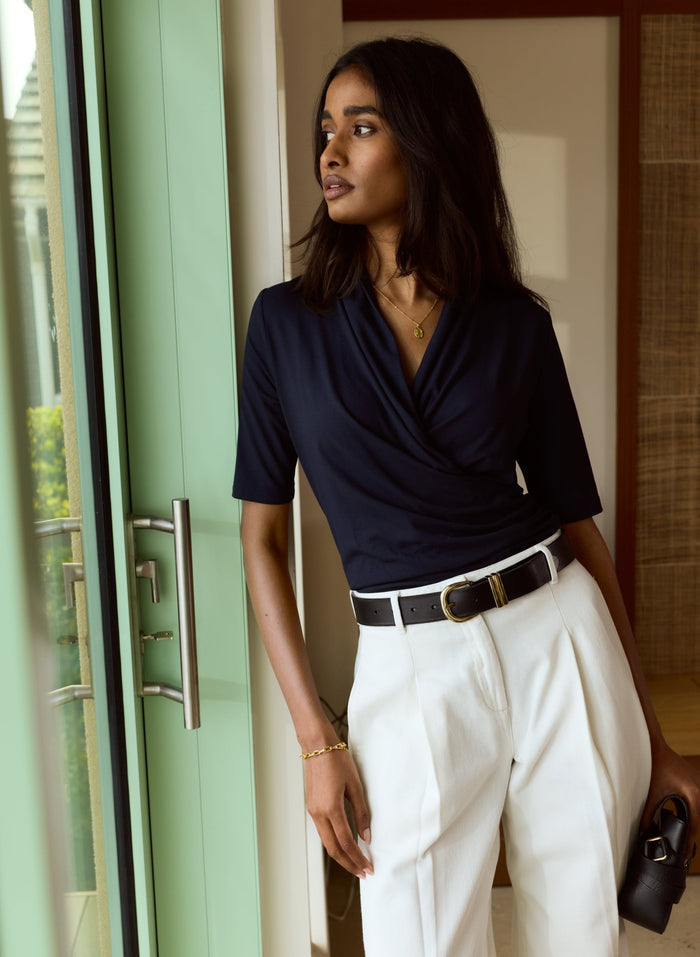 Rosamund Wrap Top - Classic Navy Baukjen