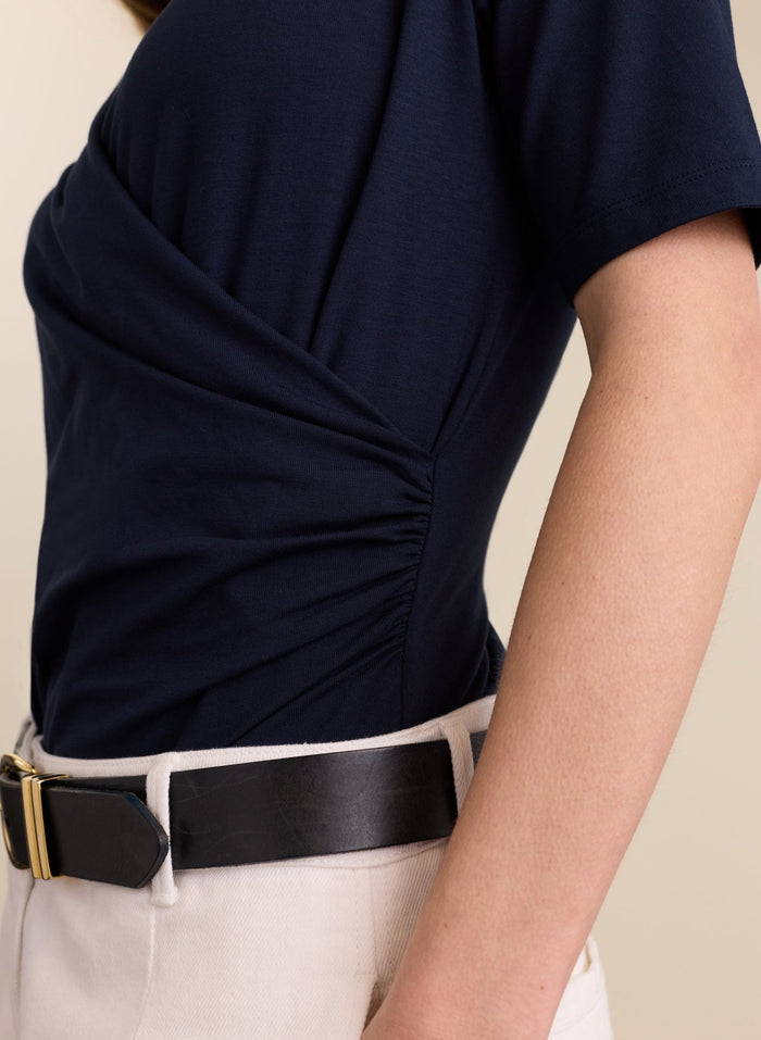 Rosamund Wrap Top - Classic Navy Baukjen