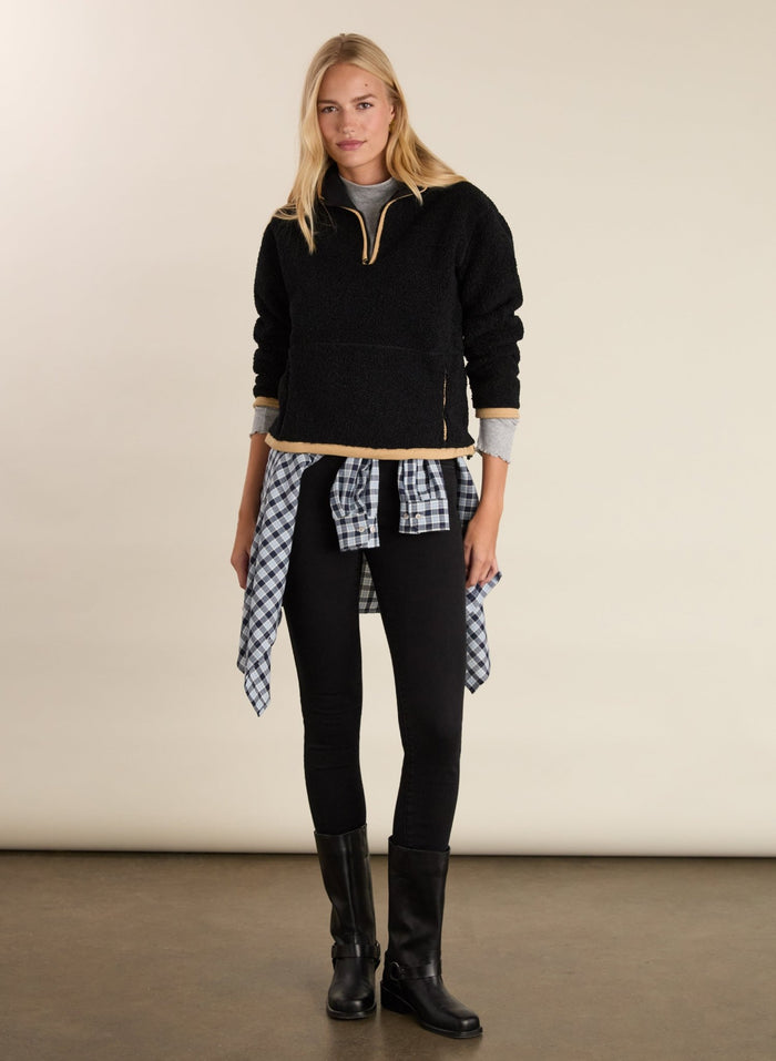 Shelly Quarter Zip Recycled Fleece - Caviar Black Baukjen