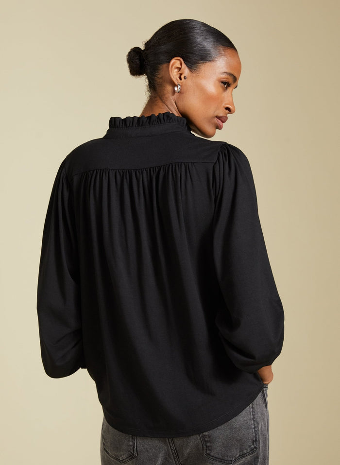 Sima Frill Detail Blouse - Caviar Black Baukjen