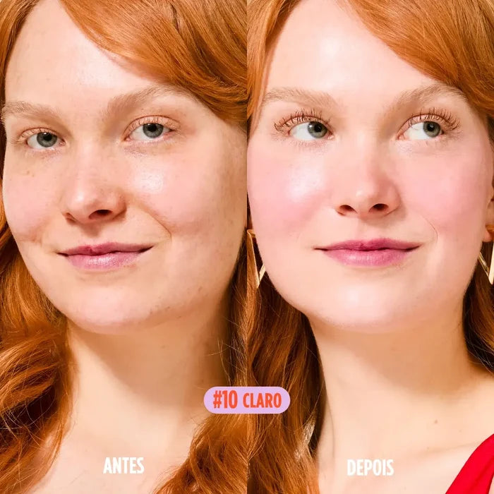 Comparação entre o antes e depois da aplicação do Protetor Solar em Bastão com cor da Ollie tonalidade #10 em uma modelo de pele clara.