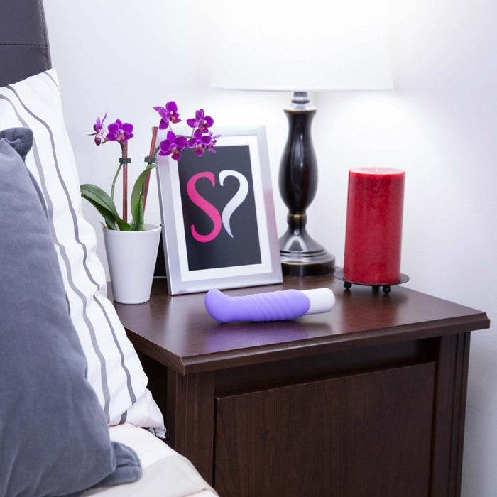 Vedo Inu Extra Quiet 12 Function Powerful G-Spot Vibrator